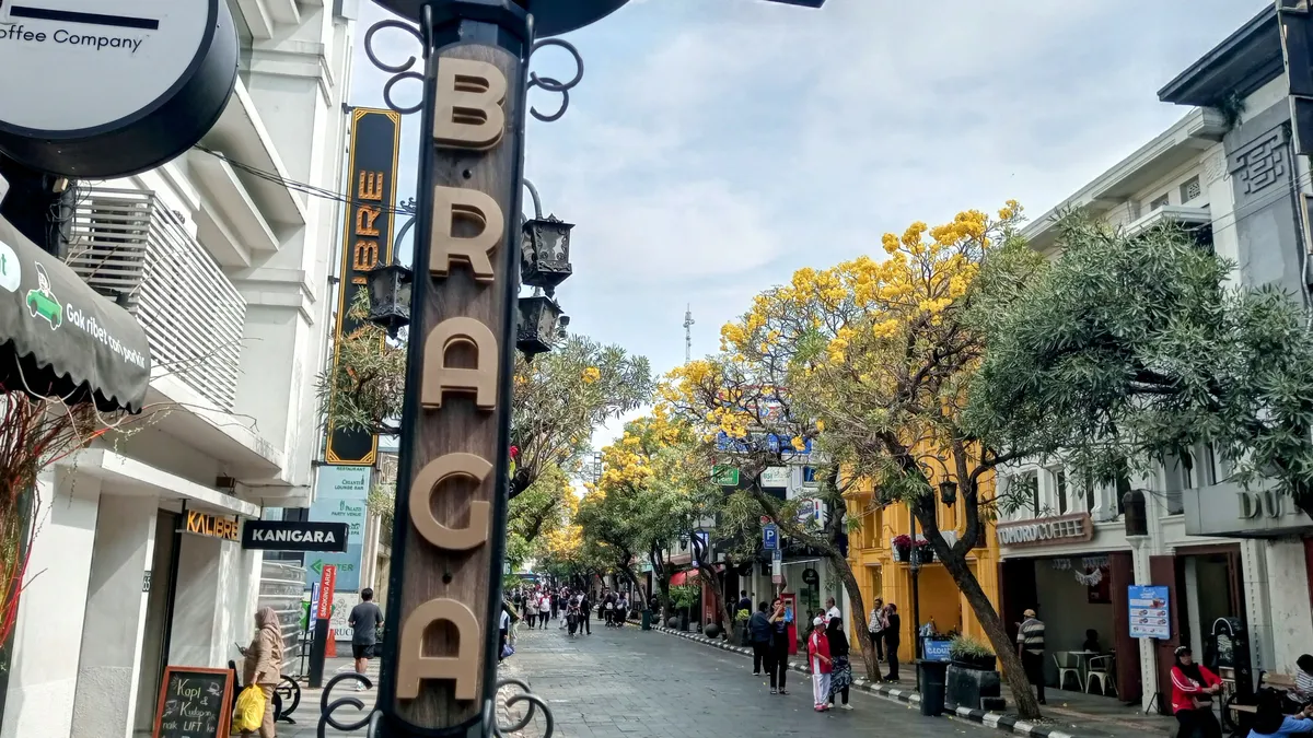 25 Destinasi Kuliner Braga Paling Hits, Wajib Coba di Tahun 2026!