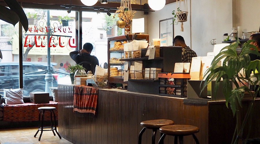 kuliner braga - Moladin