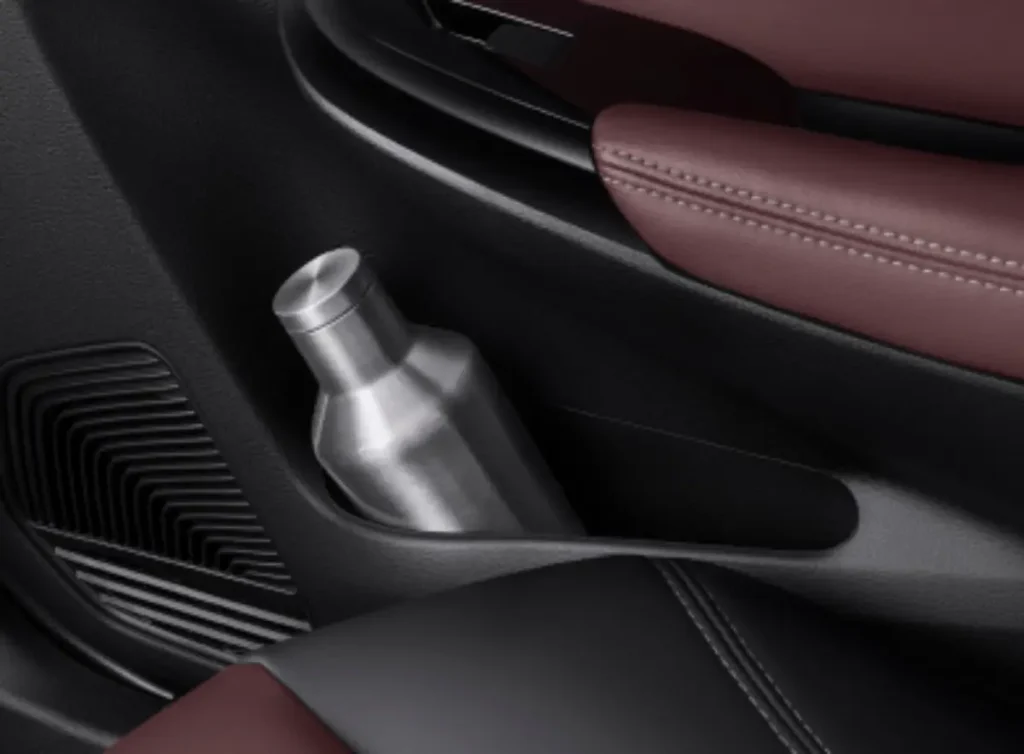 Interior Suzuki Fronx: Kabin Nyaman untuk Aktivitas Harian reardoortrimdesktopvers 1748338109247