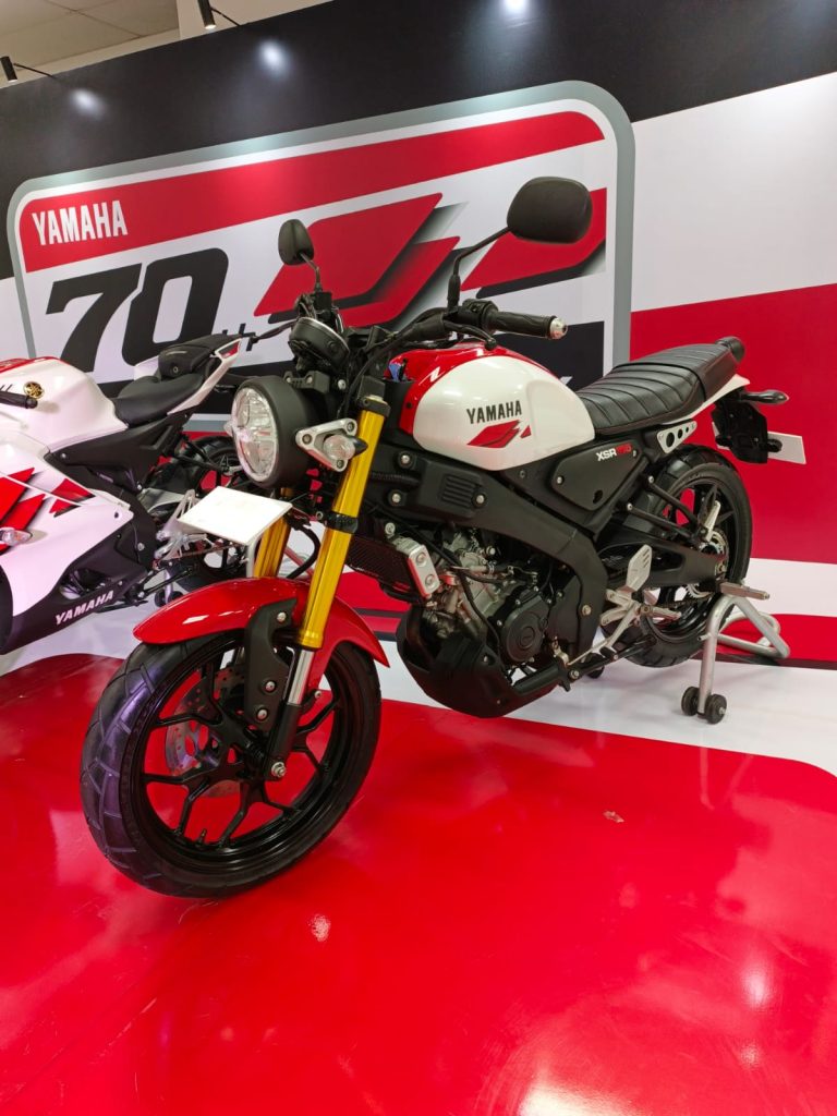 Ada Bebek Juga, Berikut 4 Model Yamaha Anniversary 70 Tahun Beserta Harganya! yamaha 70 anniversary 5