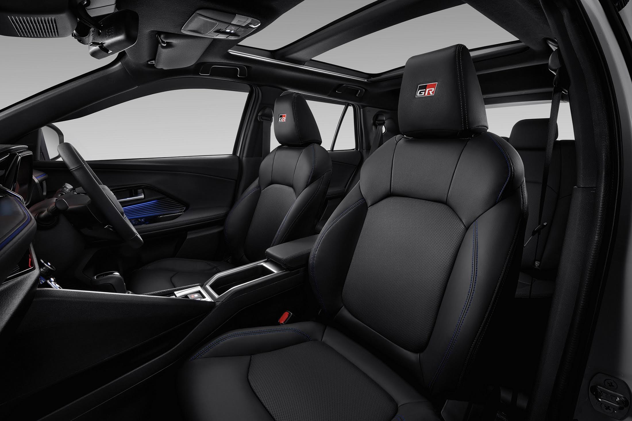 yaris cross hybrid interior - Moladin