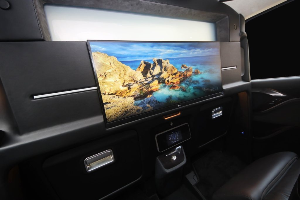 Spesifikasi Maxus Mifa 9 Lombardi Tampil Mewah di IIMS 2026 1000404915