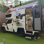 Baze Pamer Toyota Rangga Motorhome versi Knock-down dan Dua HiAce Premio Kabin Mewah - Tuwaga