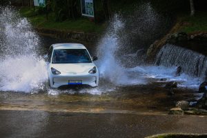 Geely EX2 Diuji di Beragam Medan Jalan Melintasi Rute Jakarta–Cibodas