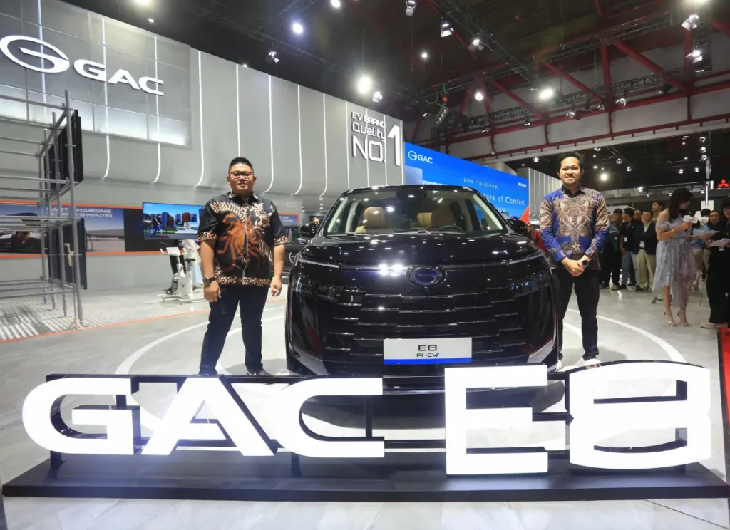 GAC E8 tampak depan