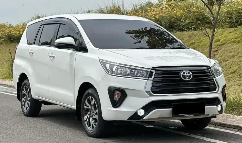 Innova reborn tipe v