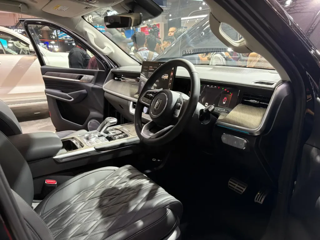 Kabin GWM Tank 500 Diesel