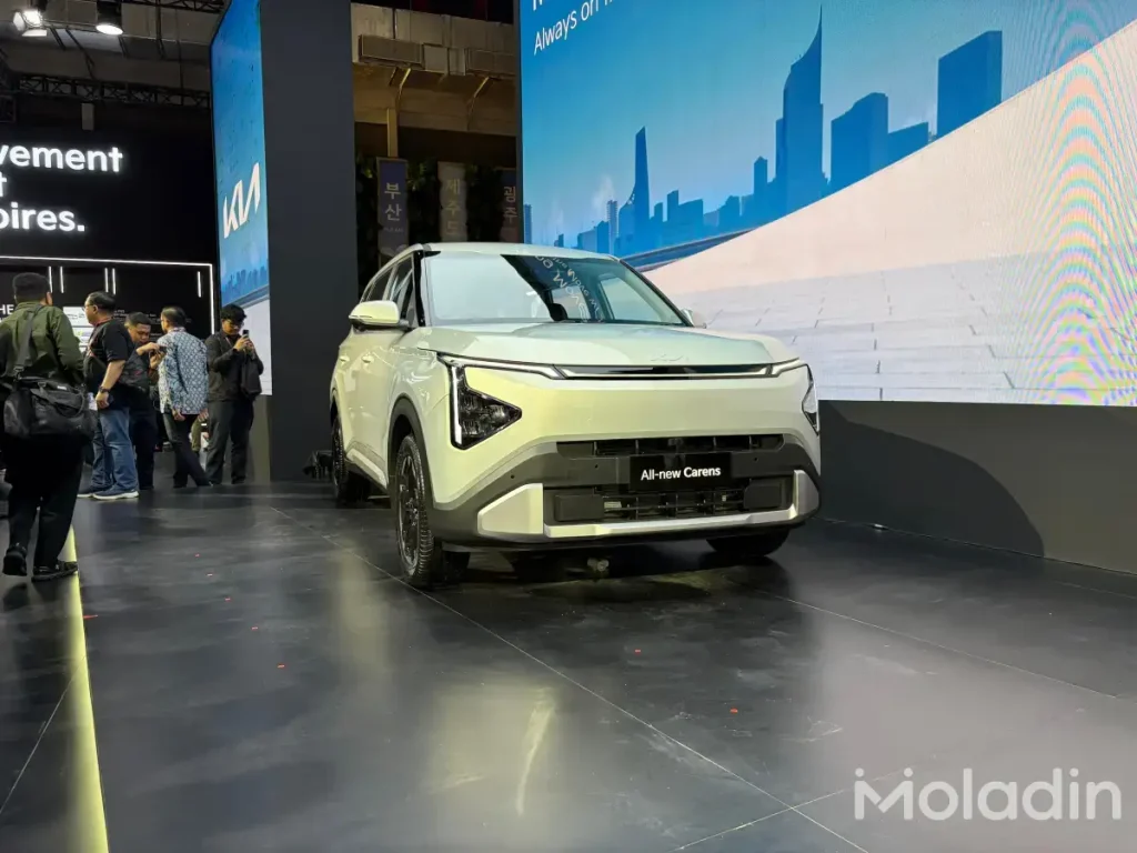 Kia All New Carens