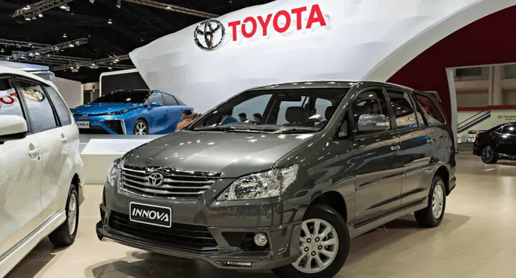harga innova diesel 2015