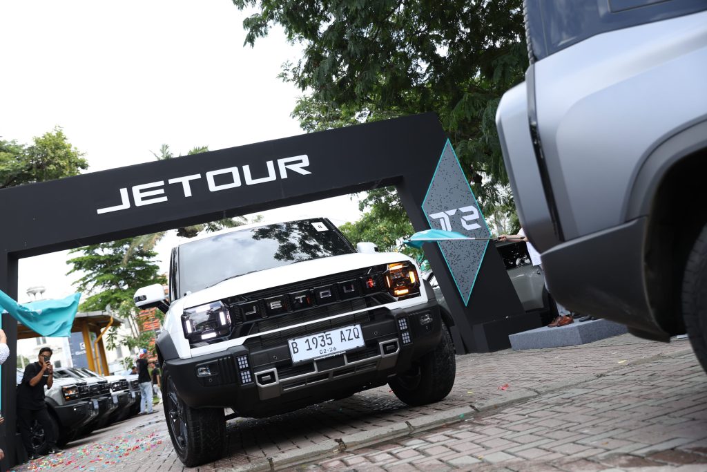 JETOUR T2 Resmi Diserahkan kepada Konsumen di Indonesia Pelepasan unit JETOUR T2 3