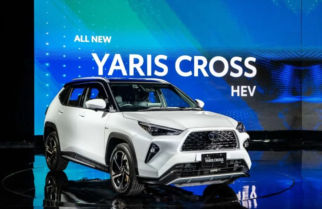 Toyota Yaris Cross Hybrid - Moladin