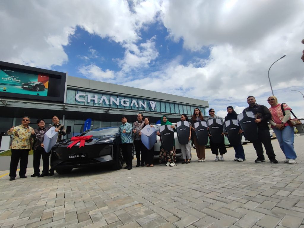 Serempak Changan Indonesia Tancap Gas Resmikan Tiga Dealer Baru di Jakarta dan Tangerang dealer changan 1