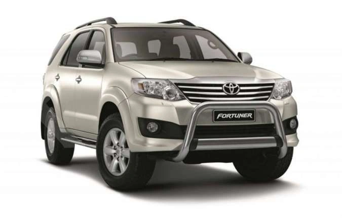 Harga Mobil Fortuner Bekas di 2026, Ada yang Rp200 Jutaan! harga mobil fortuner bekas - Moladin