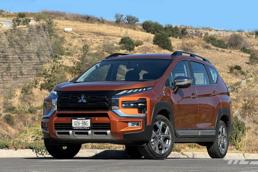 harga xpander cross bekas - Moladin