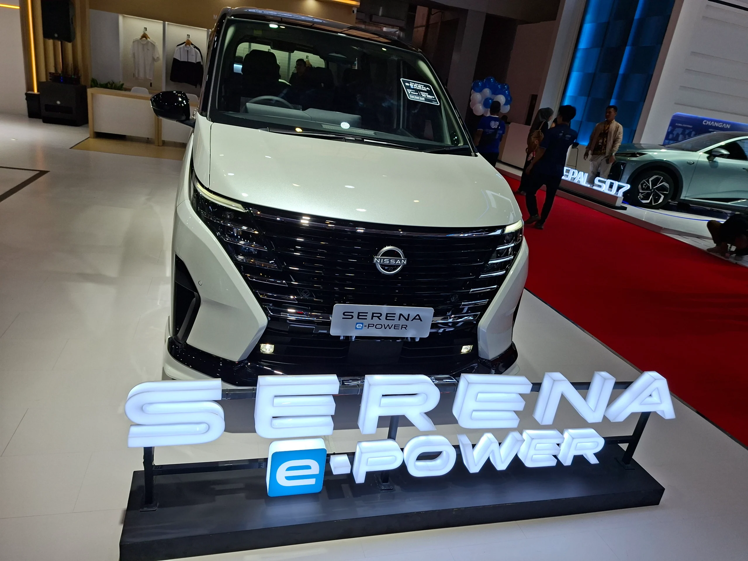 mobil baru nissan - Moladin