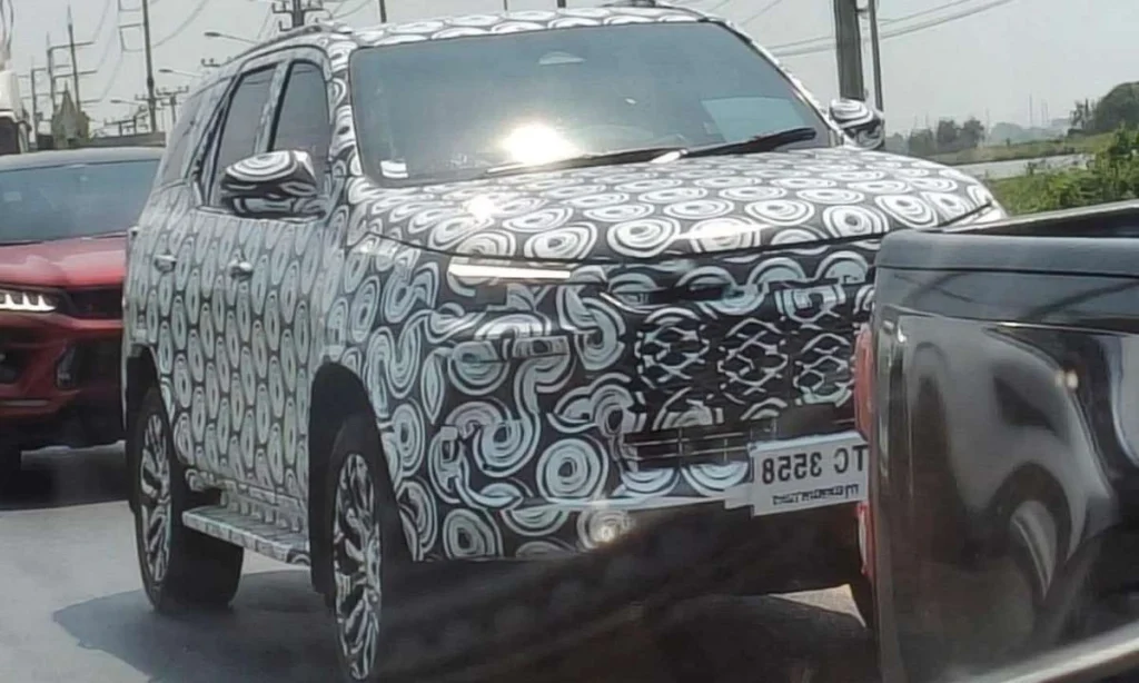 Bocoran Toyota Fortuner Terbaru 2026, Pakai Teknologi Mild Hybrid spyshot Toyota Fortuner terbaru - Moladin
