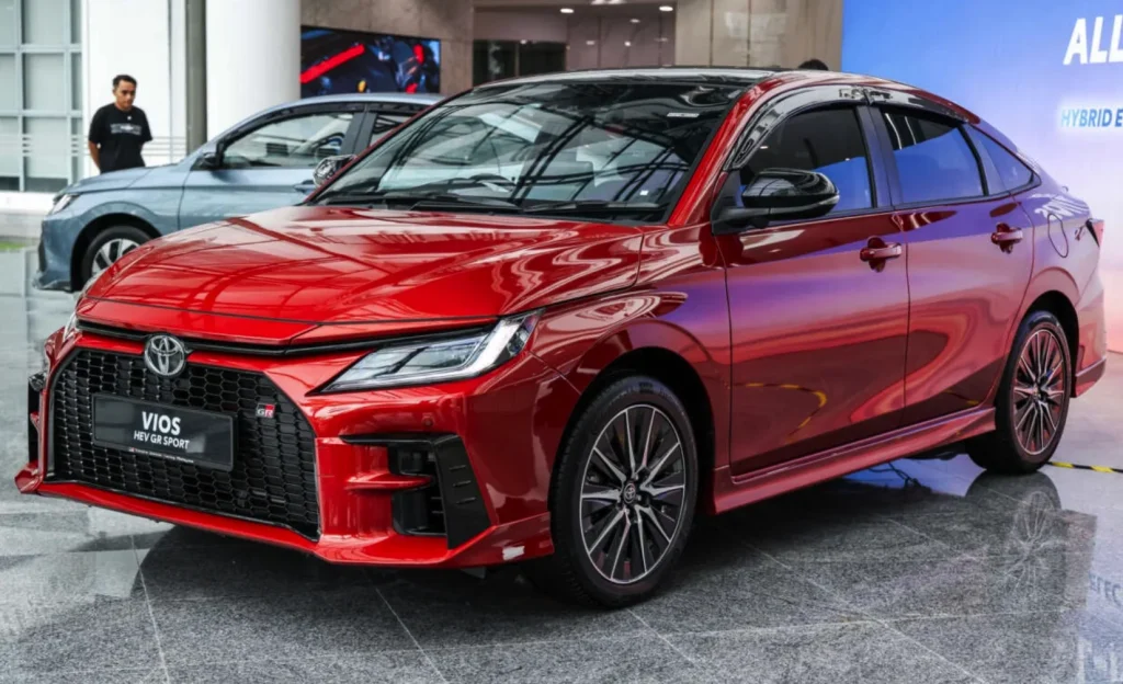 Mobil Hybrid di IIMS 2026