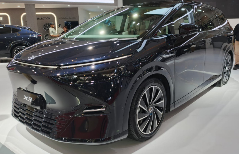 xpeng x9 moladin 1