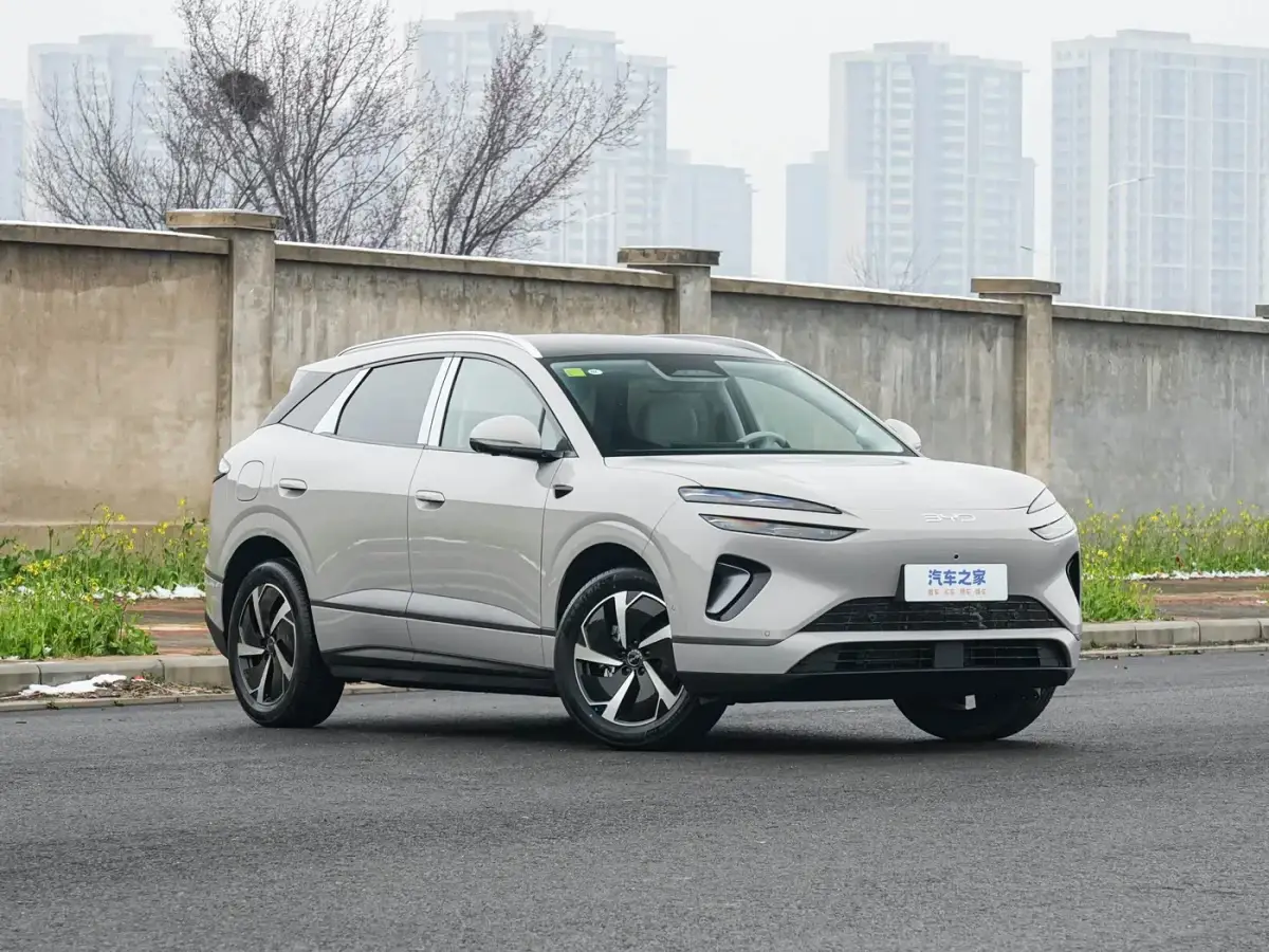 BYD Sealion 06 EV Versi Terbaru Meluncur, Jarak Tempuh 710 Km dan Flash Charging!