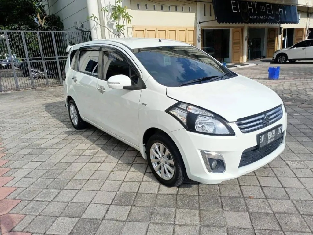 Harga Suzuki Ertiga GX 2013 Bekas, Pilihan Mobil Keluarga Murah yang Banyak Diburu ertiga 2013 - Moladin