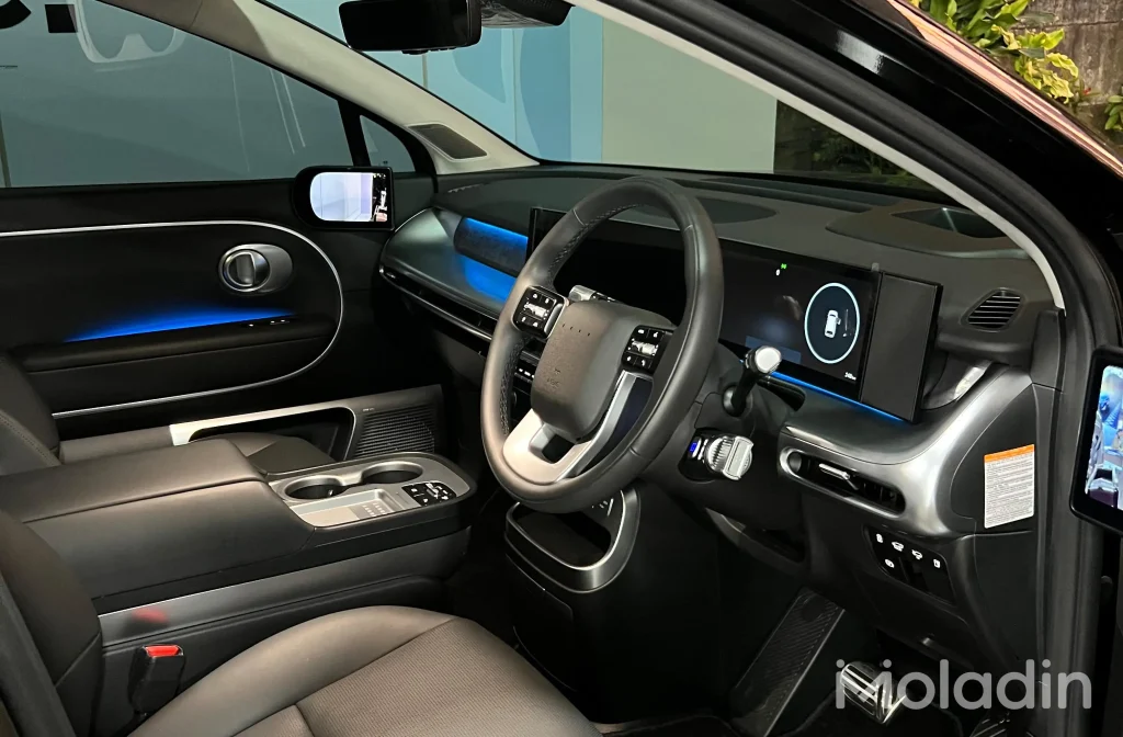 interior ioniq 9