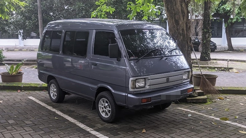 mobil 1000cc - Moladin