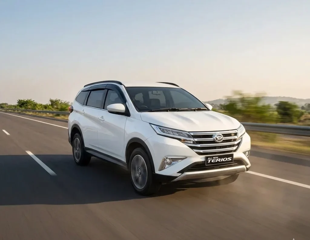 Mobil Bekas 7-Seater Irit dan Tangguh: Cek 9 Rekomendasinya! mobil bekas 7-seater terios - Moladin