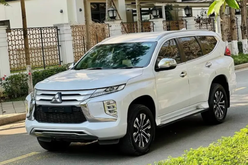 Daftar Harga Pajero Sport 2021 Bekas, Tipe Dakar hingga Exceed pajero sport 2021 body image