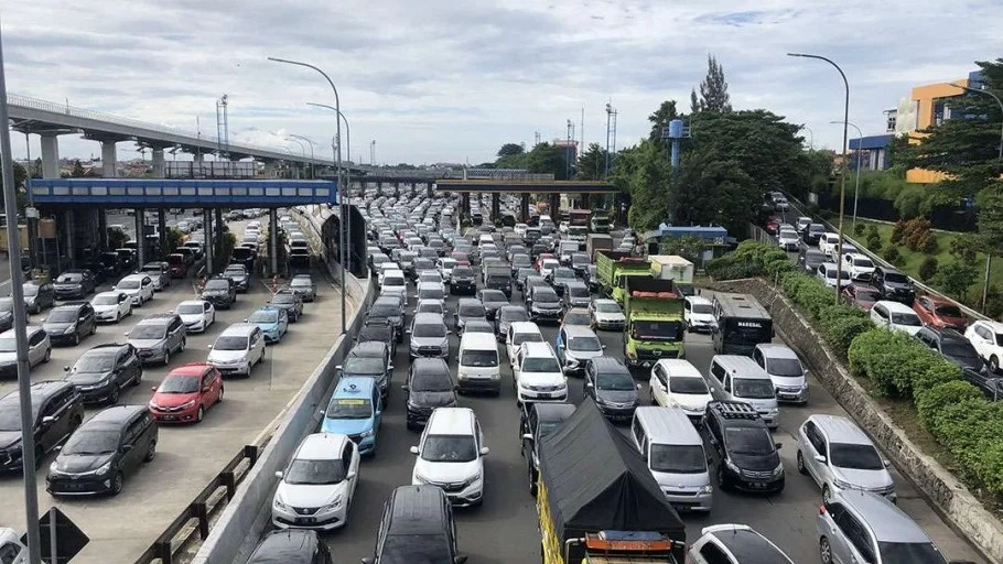 Puncak Arus Mudik Diprediksi 18 Maret, Cek Info Terbarunya! puncak arus mudik - Moladin