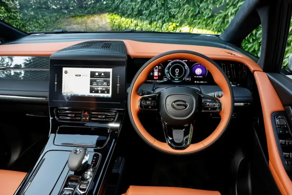 2025 12 2026 gac m8 phev 30