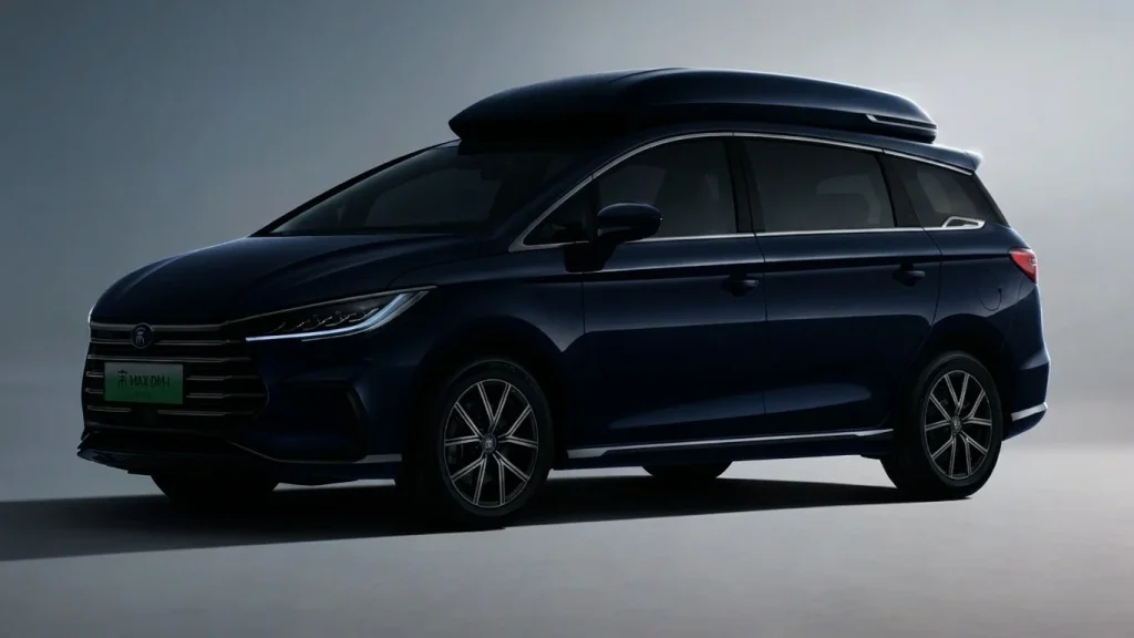 BYD M6 PHEV terdaftar - Moladin