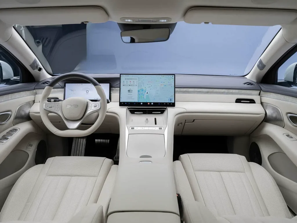 BYD Seal 08 DM p kabin 1