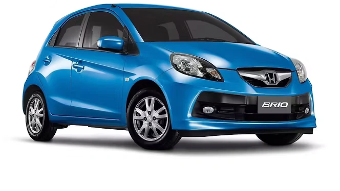 5 Mobil Bekas Keluaran 2016 Paling Layak Dibeli, Irit & Tangguh! Honda Brio Satya mobil bekas keluaran 2016 - Moladin