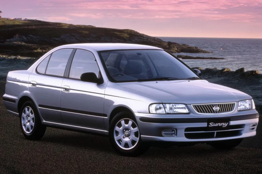 Nissan Sunny mobil sedan bekas mesin badak - Moladin