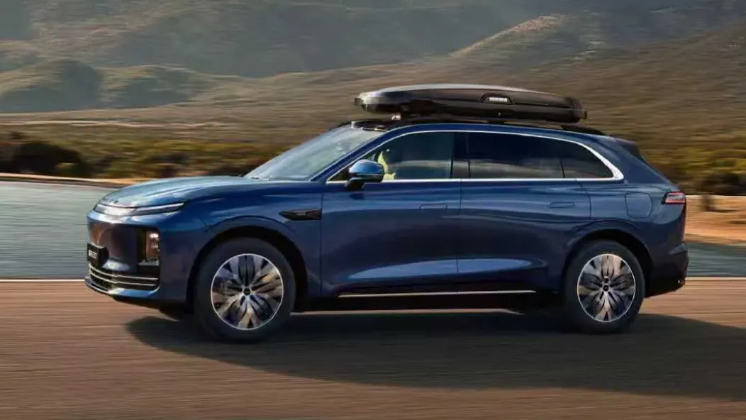 Chery Exeed EX7 - Moladin