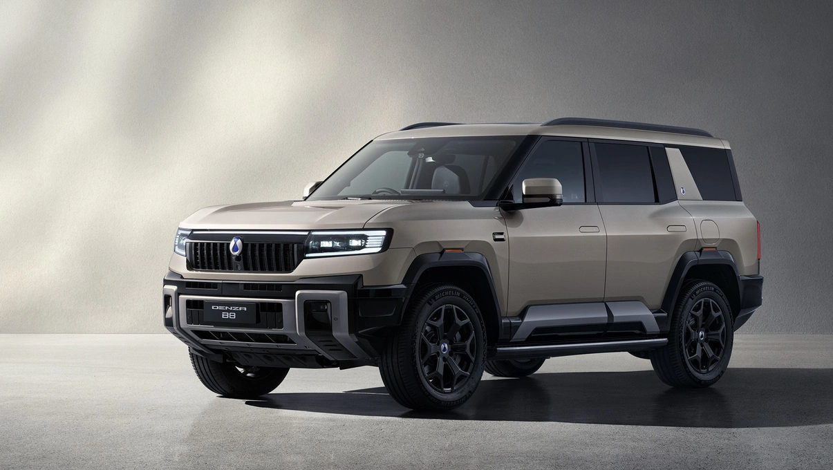Denza B8 Resmi Diperkenalkan, Jarak Tempuh Hingga 905 Km! Denza B8 Resmi Diperkenalkan, Jarak Tempuh Hingga 905 Km!