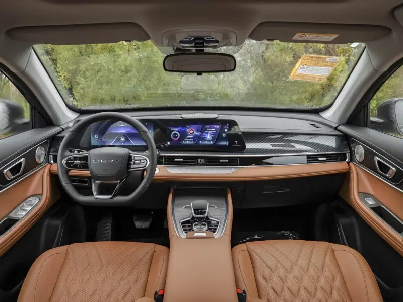 Chery Tiggo 7L Resmi Meluncur, Dimensi Lebih Besar dan Mesin Bertenaga fitur keselamatan Chery Tiggo 7L - Moladin