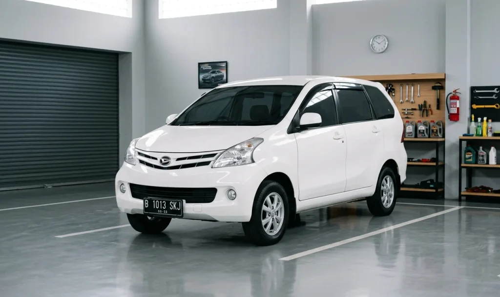 harga bekas Xenia 2013 tipe R - Moladin