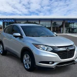 Mobil Bekas HR-V 2016 Prestige: SUV Premium dengan Sunroof Mewah - Tuwaga