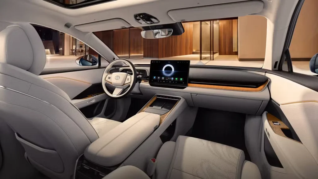 Toyota bZ7, Sedan Listrik Futuristik yang Bisa Tembus Jarak 710 Km! interior GAC-Toyota bZ7 - Moladin