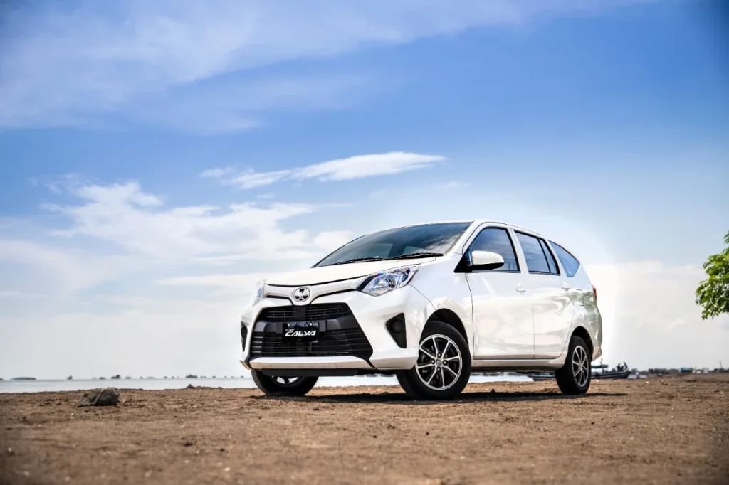 kelebihan dan kekurangan Calya tipe G - Moladin