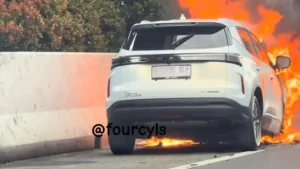 Spesifikasi Chery Tiggo Cross CSH yang Terbakar di Tol Jakarta-Cikampek