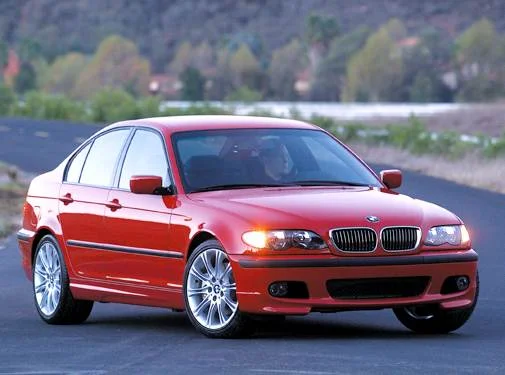 8 Mobil Bekas Raja Jalanan, Dulu Disegani Kini Harganya Mulai Puluhan Juta! BMW Seri 3 E46 2005 mobil bekas raja jalanan - Moladin