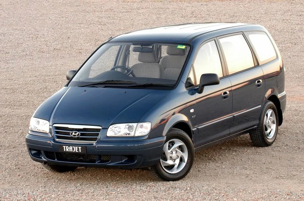 Hyundai Trajet 2004 mobil muat 9 orang mulai 50 jutaan - Moladin