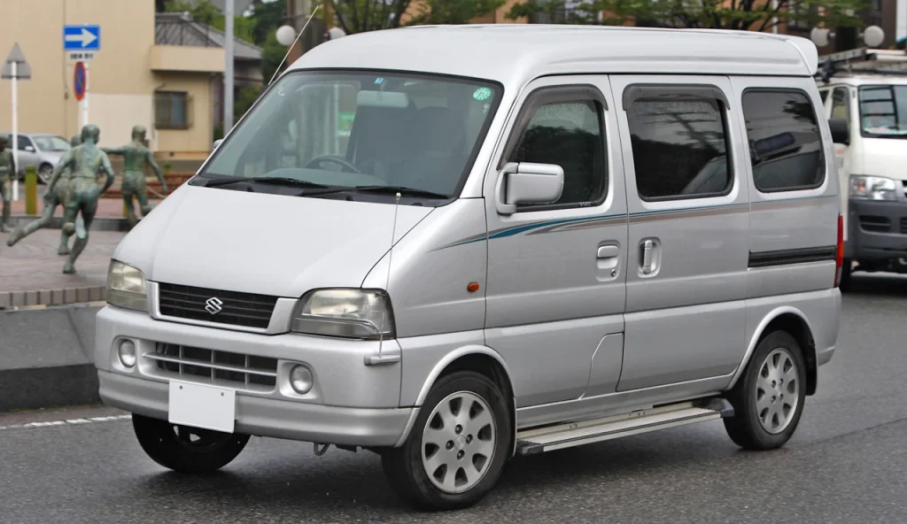 Suzuki Every mobil pintu geser mulai 30 jutaan - Moladin