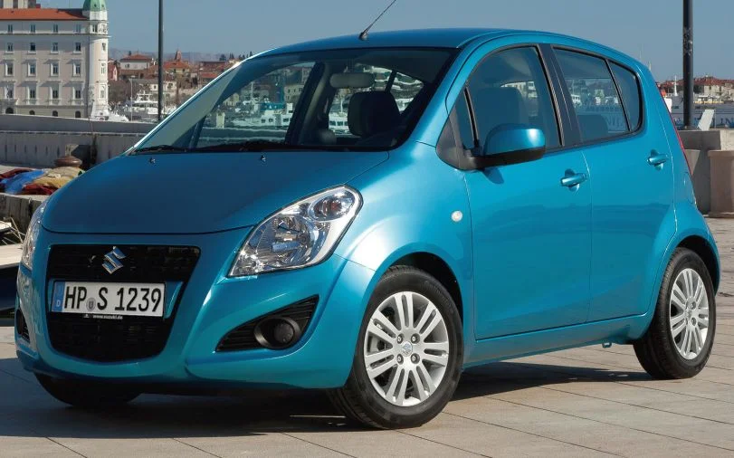 10 Mobil Bekas untuk Pemula Gaji 3 Juta, Cocok Jadi First Car! Suzuki Splash 2014 mobil bekas untuk pemula gaji 3 juta - Moladin