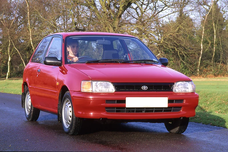 Toyota Starlet Kapsul mobil timeless murah budget 30 juta - Moladin