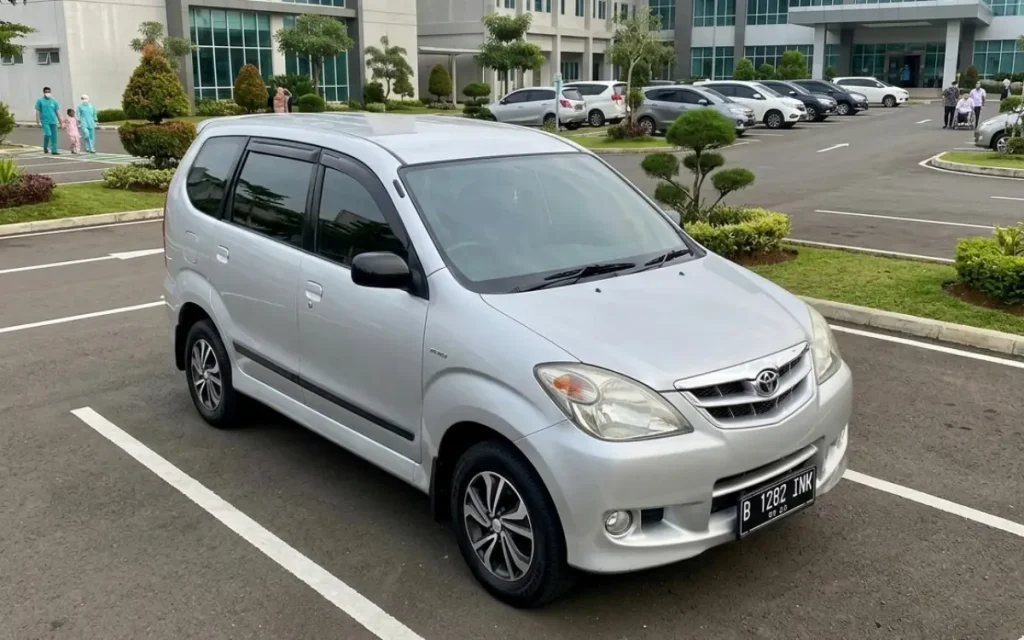 avanza 2010