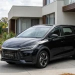 Konsumsi BBM BYD M6 DM Jadi Sorotan, Seirit Apa MPV Hybrid Baru Ini? - Tuwaga