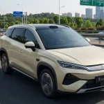 Spesifikasi BYD Song Ultra DM-i, PHEV Baru BYD dengan Konsumsi BBM 3,3 L/100 Km - Tuwaga